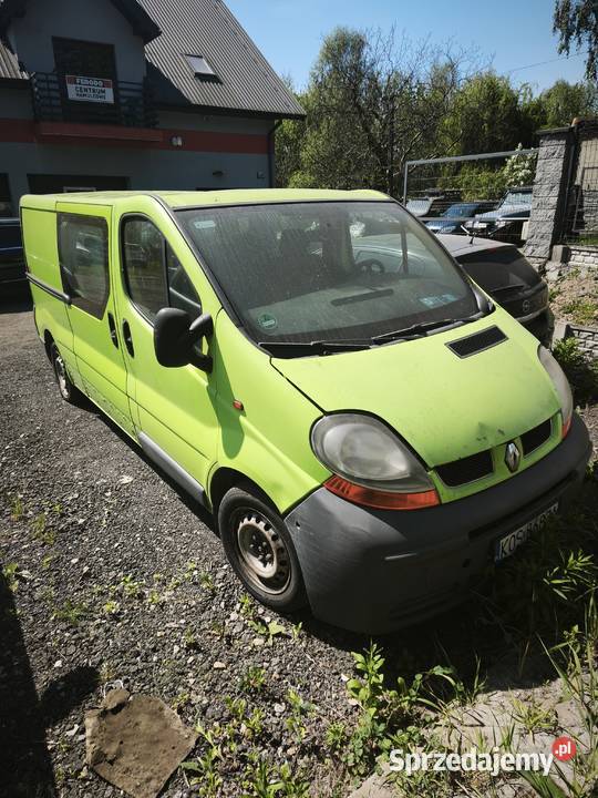 Bus Renault Trafic 2006r Zielony Long Rok produkcji 2006 Chełmek