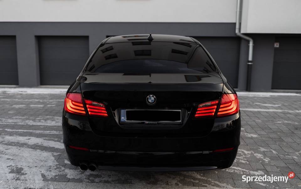 BMW 520dbrązowe skórynawigacja czarny