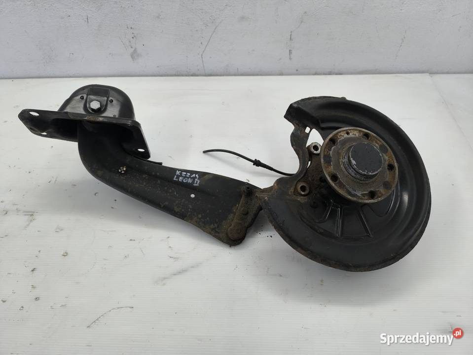 ZWROTNICA LEWY TYŁ SEAT LEON II 18 TSI 160