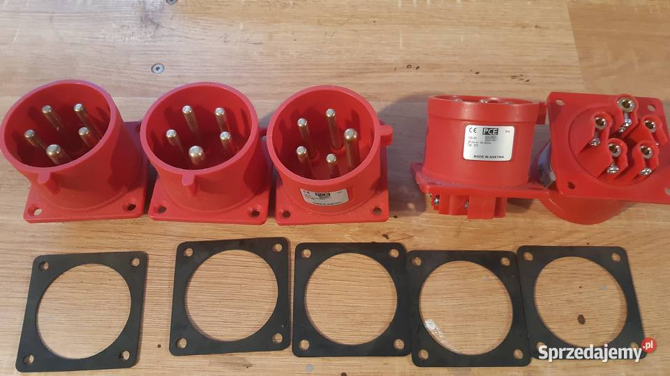 wtyczki tablicowe 32a 5 Węglówka sprzedam