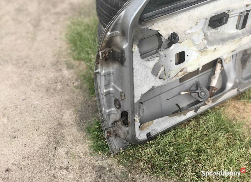 Prawe drzwi Golf II MK2 3 drzwi Drzwi Inczew