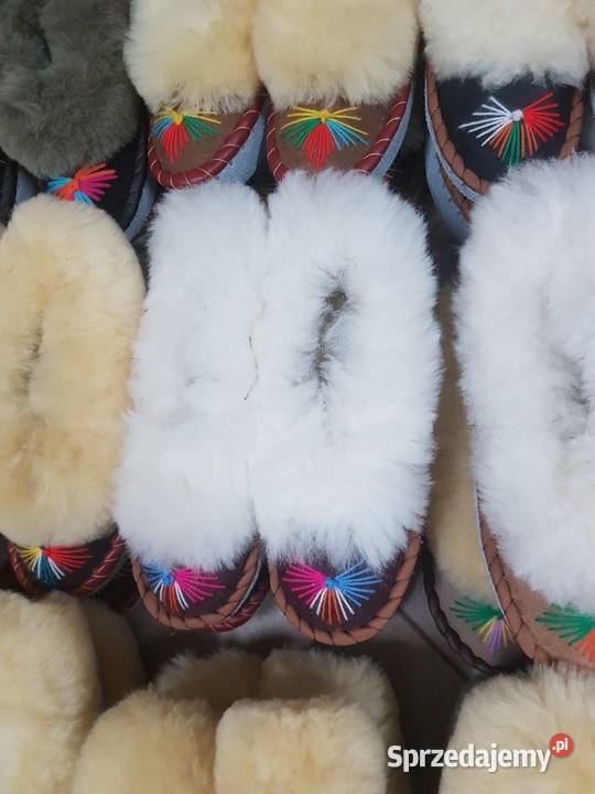 PANTOFLE BAMBOSZE KAPCIE ZAKOPIANKI KOŻUCHOWE sprzedam