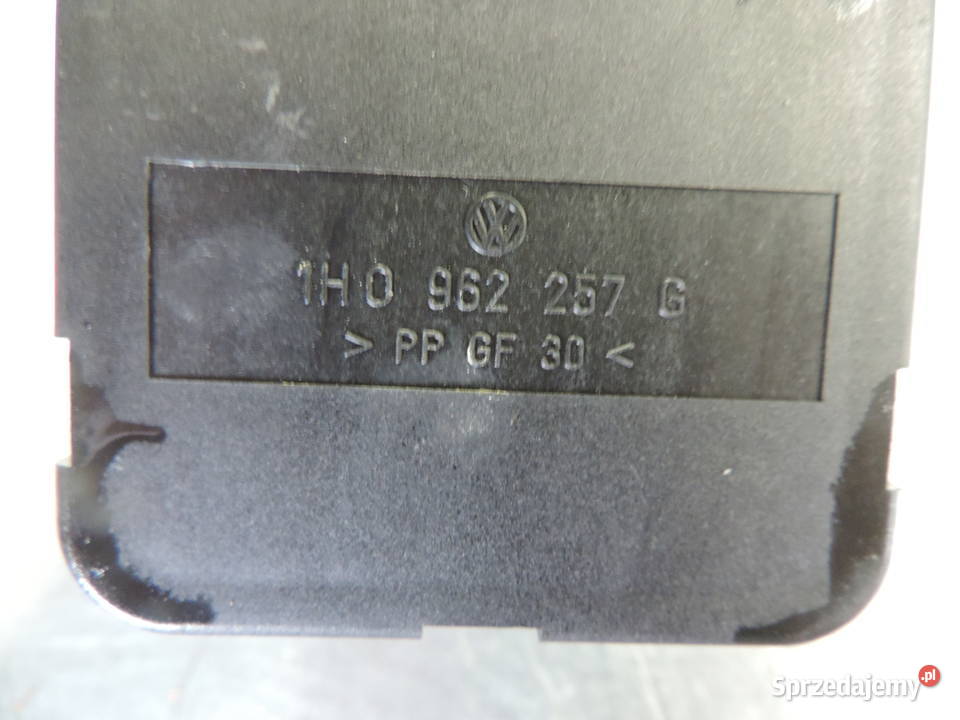 VW GOLF 3 POMPKA CENTRALNEGO ZAMKA 1H0962257G Nowy Sącz