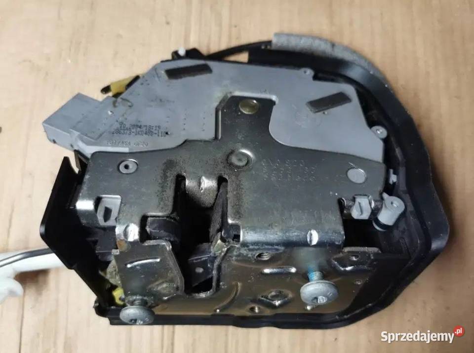 Zamek drzwi prawy BMW E46 Compact Żory