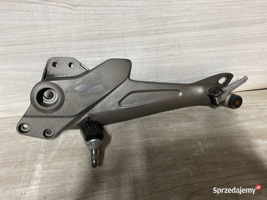 HONDA CBR 1100 X11 Set Lewy Podnóżki Pozostałe wielkopolskie Poznań