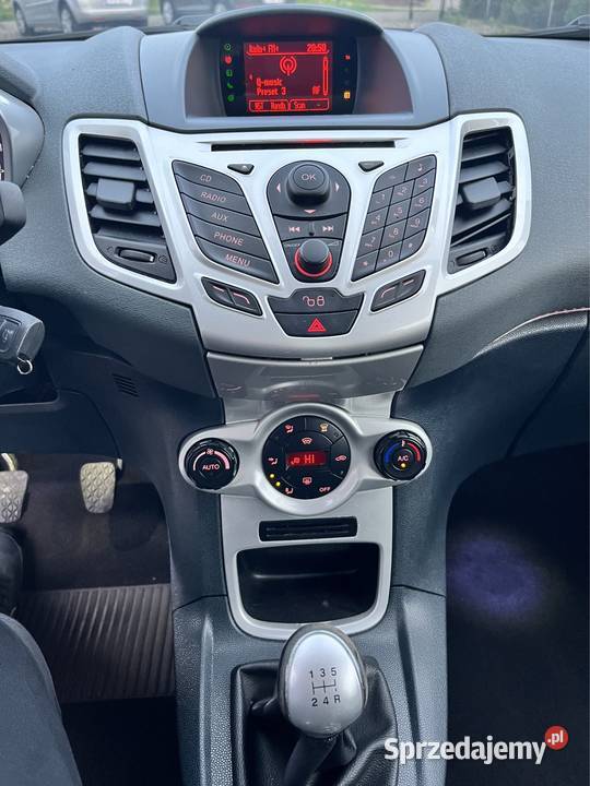 Ford fiesta MK7 16tdci 2011r nieuszkodzony Tomaszów Lubelski