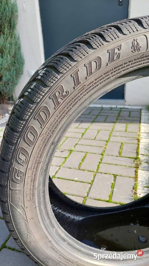Opony GOODRIDE 2254517 94V 4 sztuki 5mm bieznika zima Wrocław sprzedam