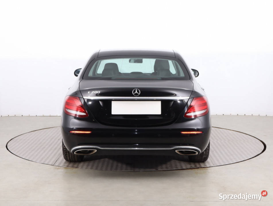 Mercedes E E 200 Piaseczno