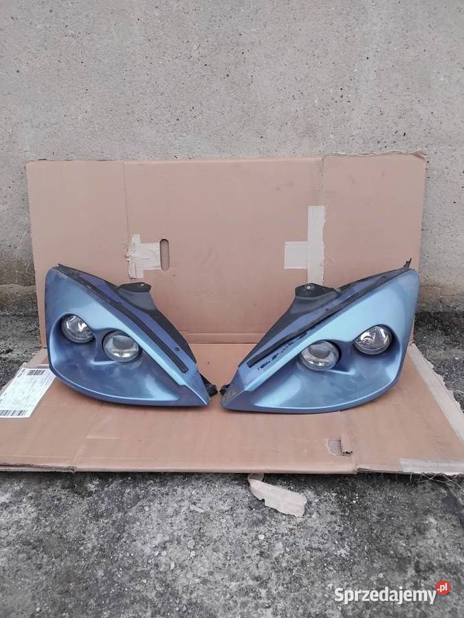 Lampy przód Ford Focus MK1 Hella Morette