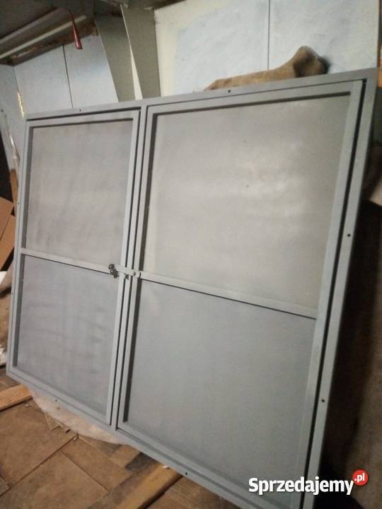 Okiennice metalowe Zabezpieczenia okien drzwi Pichorowice