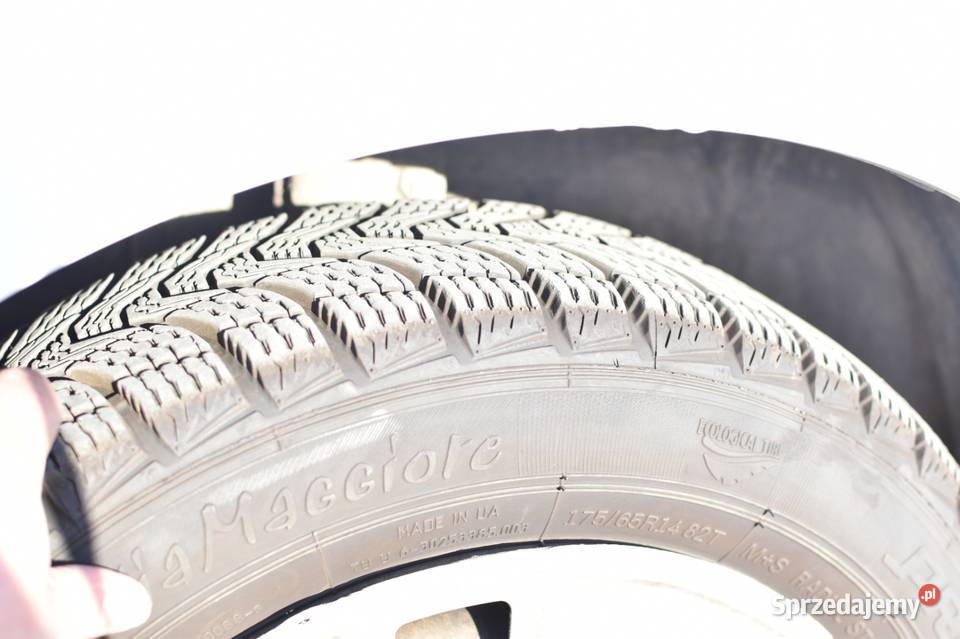 Sprzedam Forda Fiestę MK6 z 2008 roku Starachowice