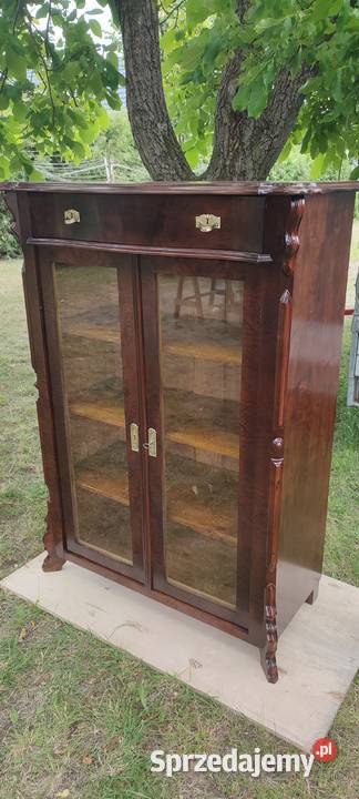 Bieliźniarka Ludwik antyk Czersk