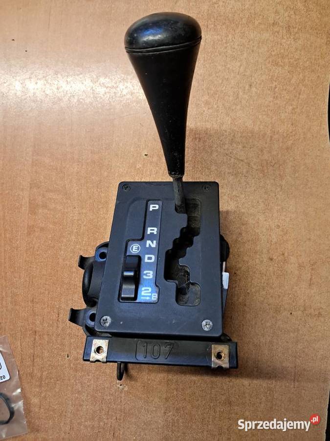 LEWAREK ZMIANY BIEGÓW MERCEDES 107 SL 1072670005 śląskie Cieszyn