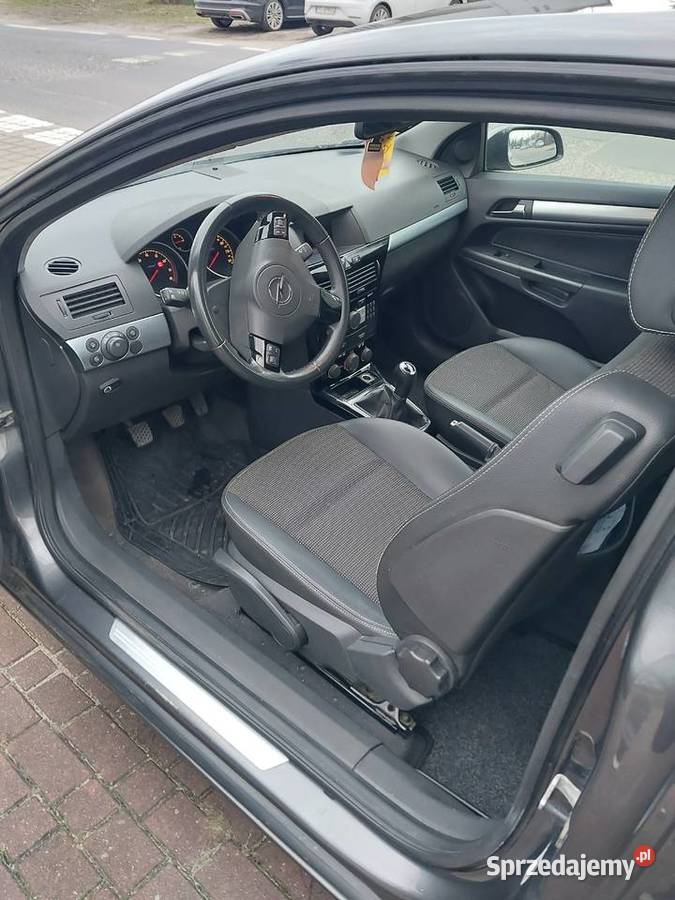 Opel Astra H GTC 14 hatchback benzyna gaz