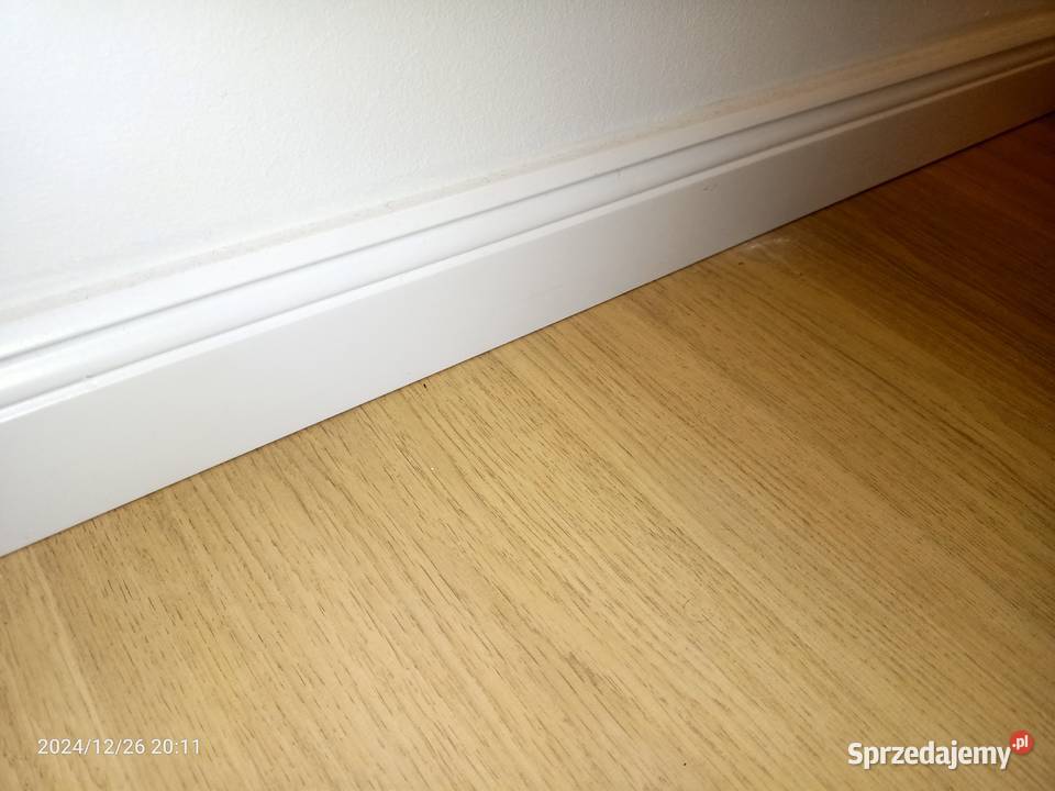 Listwy przypodłogowe ryflowane lite drewno 80mm sprzedam