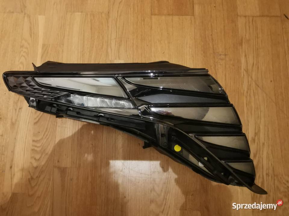 HYUNDAI TUCSON IV lampa przód PRAWA LED Motoryzacja