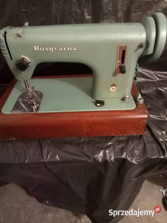 Sprzedam maszynę do szycia Antyki Szczecinek
