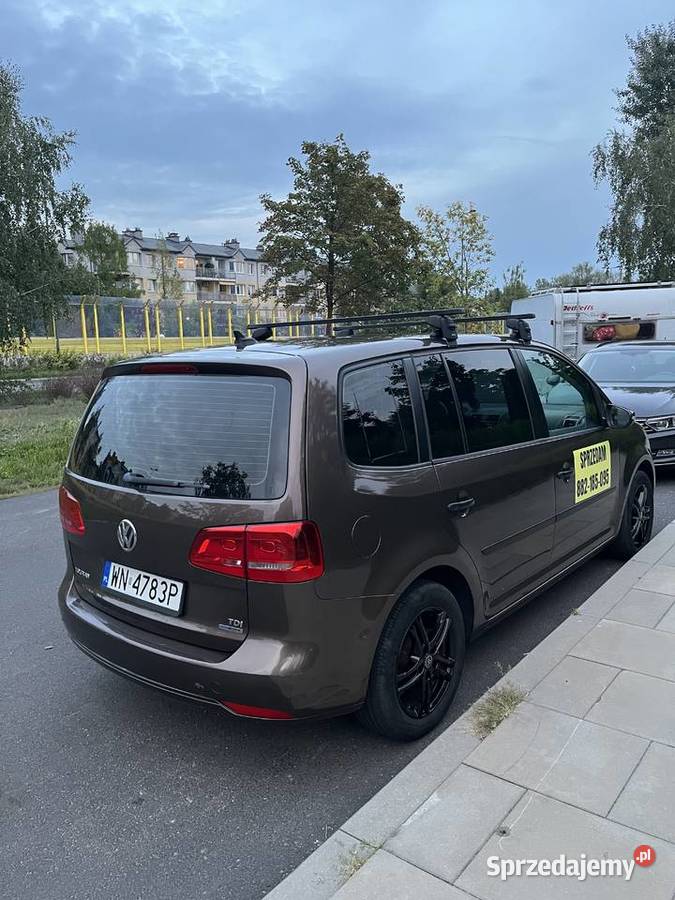 Rodzinny Volkswagen Touran 16TDI 2013r Warszawa