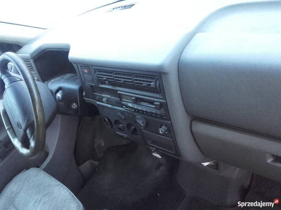 VW T4 25 TDI CARAVELLE 9 osobowy long długi złoty Kwidzyn