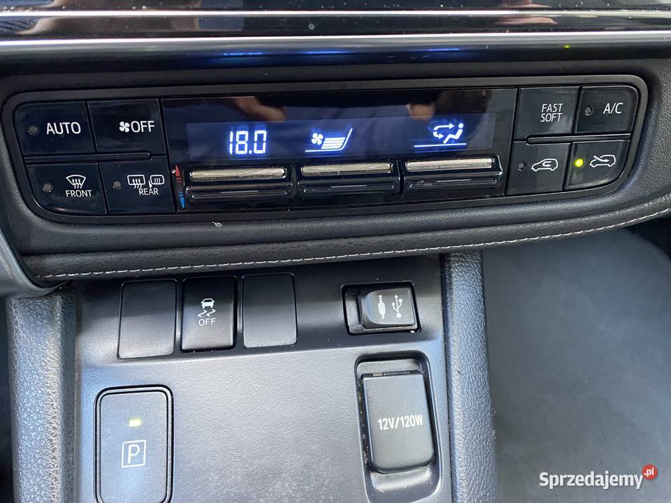 Piękna Toyota Auris Hybryda 18 hybryda sprzedam
