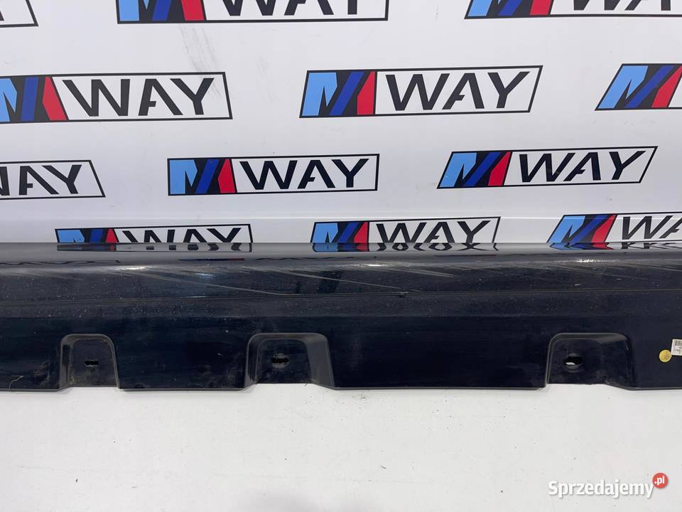 BMW F10 F11 LISTWA PROGOWA LEWA PRÓG LEWY KOLOR Listwy i nakładki sprzedam