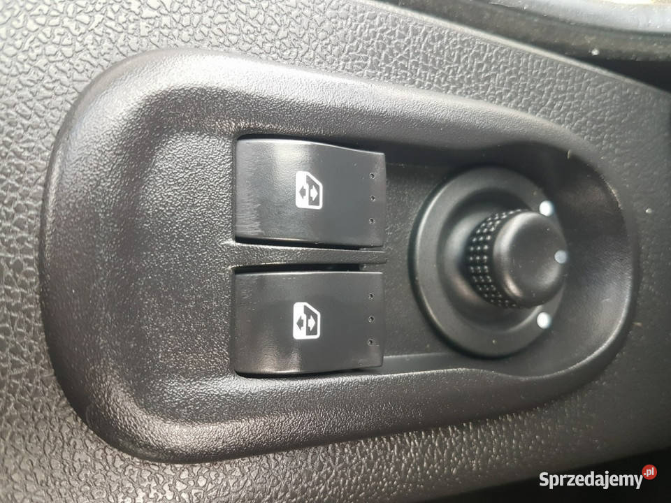 Renault Master PAKA 451x221 SKRZYNIA ŁADUNKOWA nieuszkodzony Poręba sprzedam