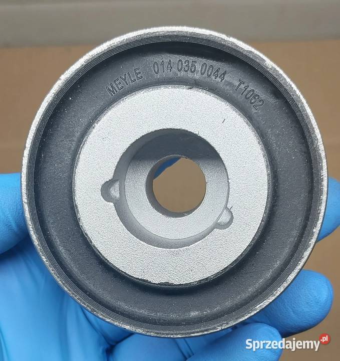 TULEJA BELKI TYŁ MERCEDES W203 W210 A209 KOMPLET Mielęcin