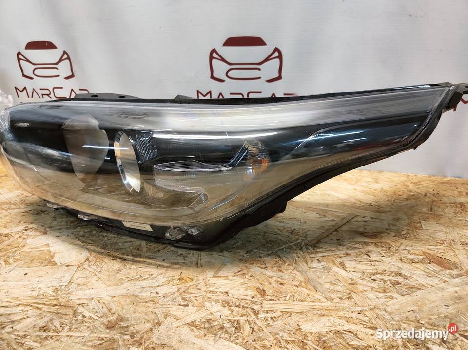 Lampa Lewy Przód Kia Ceed III CD Lift 2021 Pleszew
