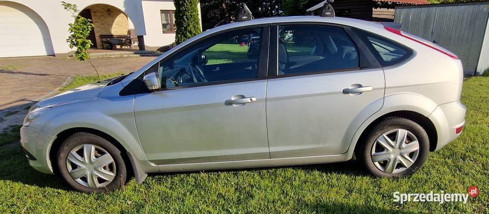 Ford Focus 16 Hatchback 2011 drugi właściciel kupiony w polskim salonie śląskie Jaworzno