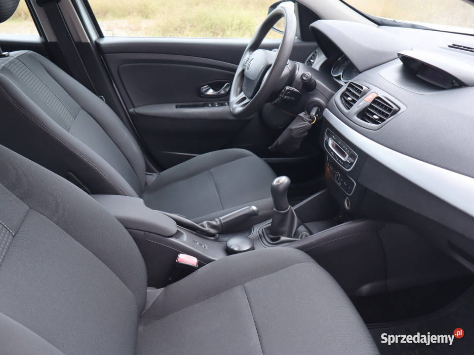 Renault Fluence 16 16V 1598cm3 mazowieckie Piaseczno