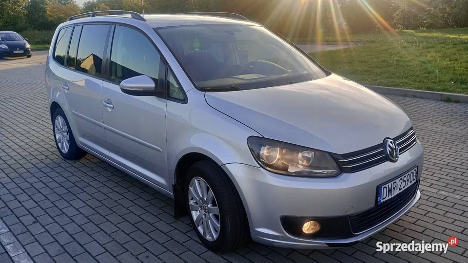 VW Touran automatyczna skrzynia 7 biegowa DSG tempomat Samochody osobowe Paczków sprzedam