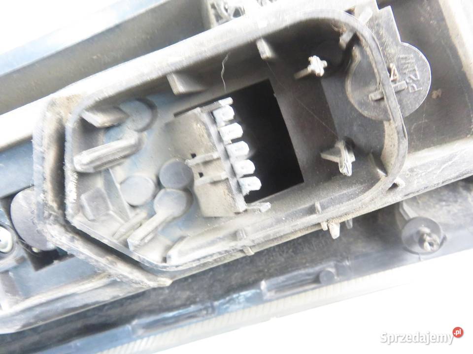 LAMPA PRAWA TYLNA OPEL MERIVA A