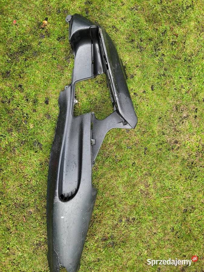 GILERA RUNNER bok boczek plug podloga owiewka Piła