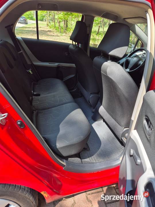 Toyota Yaris 13 101 2009 172000km Sulejówek sprzedam