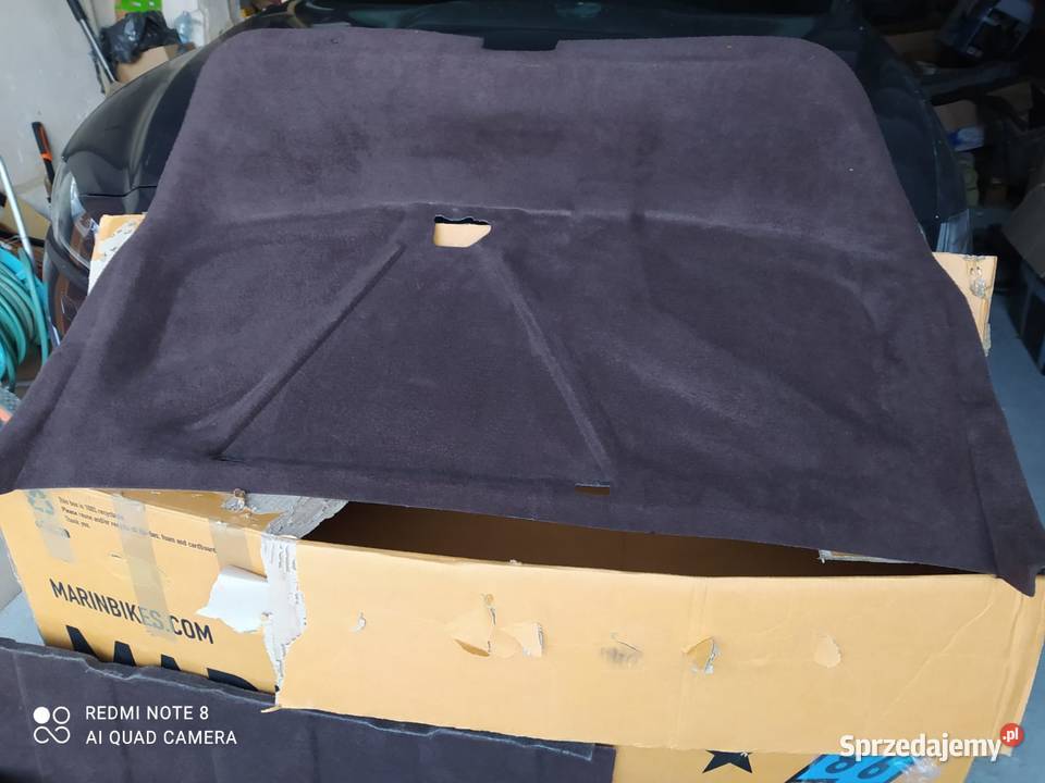 Tapicerka bagażnika komplet brąz Mercedes Benz osobowe dolnośląskie Przemków