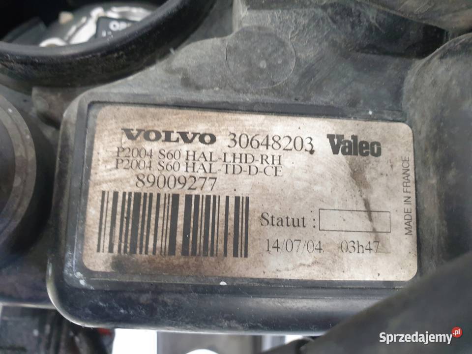 LAMPA PRAWA Volvo S60 I V70 II LIFT PRZEDNIA Rudka