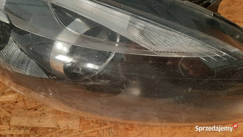 LAMPA PRAWA PRZEDNIA 31283333 VOLVO V40 II XENON Nowy Tomyśl