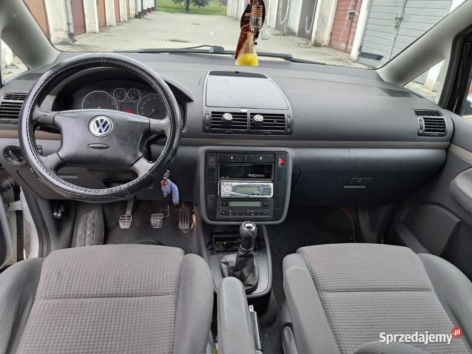 Sprzedam ładnego volkswagena sharana 7 osobowy