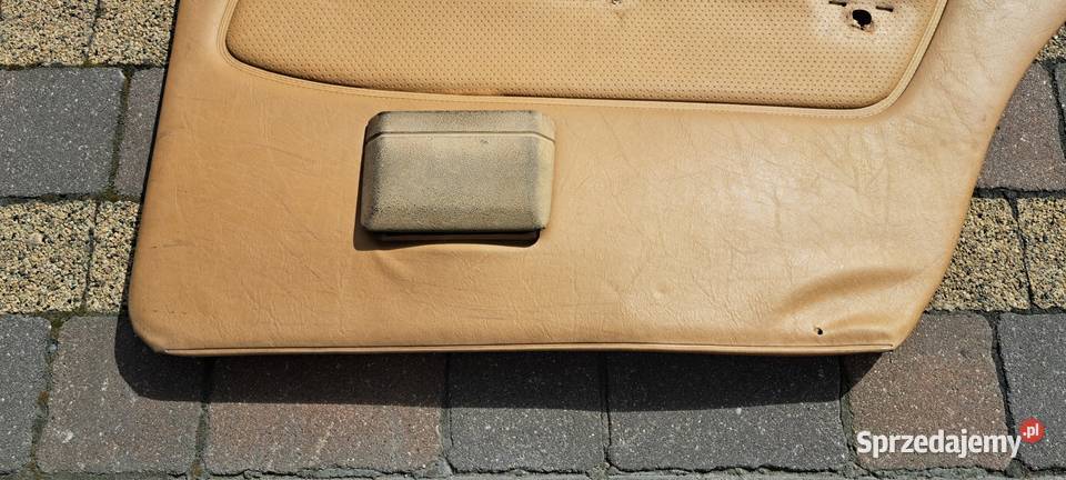 Boczek drzwi dattel Mercedes W123 prawy tył osobowe Pozostałe Luzino sprzedam