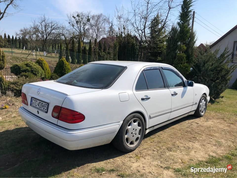 Mercedes w210 42 V8 279 Gętomie