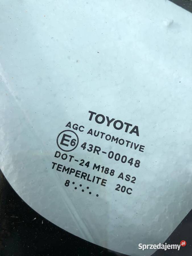 Toyota Auris II Hb szyba karoseryjna prawa tył Białystok