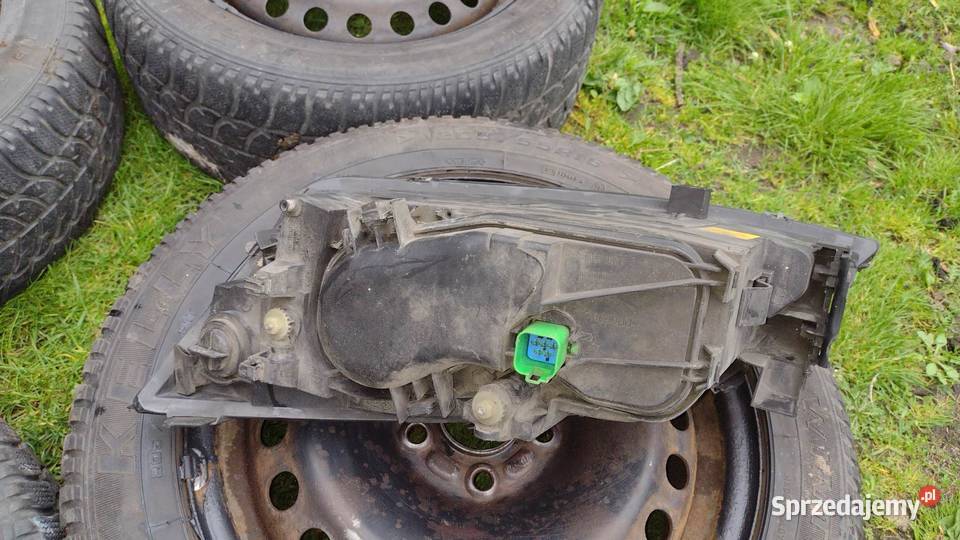 Lampy przód Ford Mondeo MK3 lampy przednie Lubartów