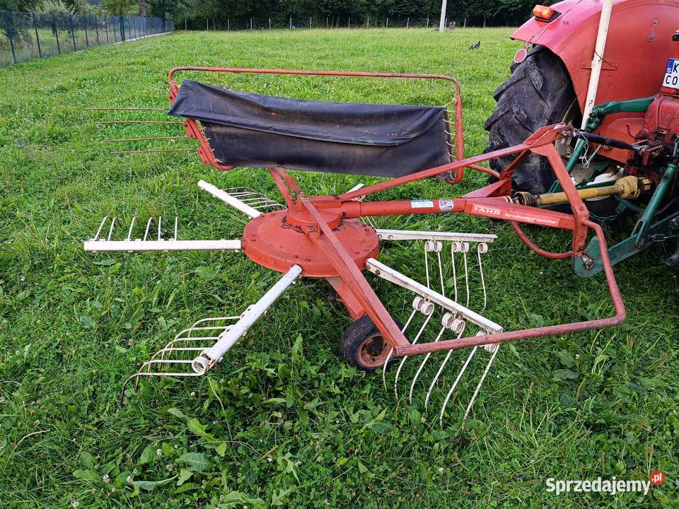 Zgrabiarka karuzelowa Fahr Wiśniowa