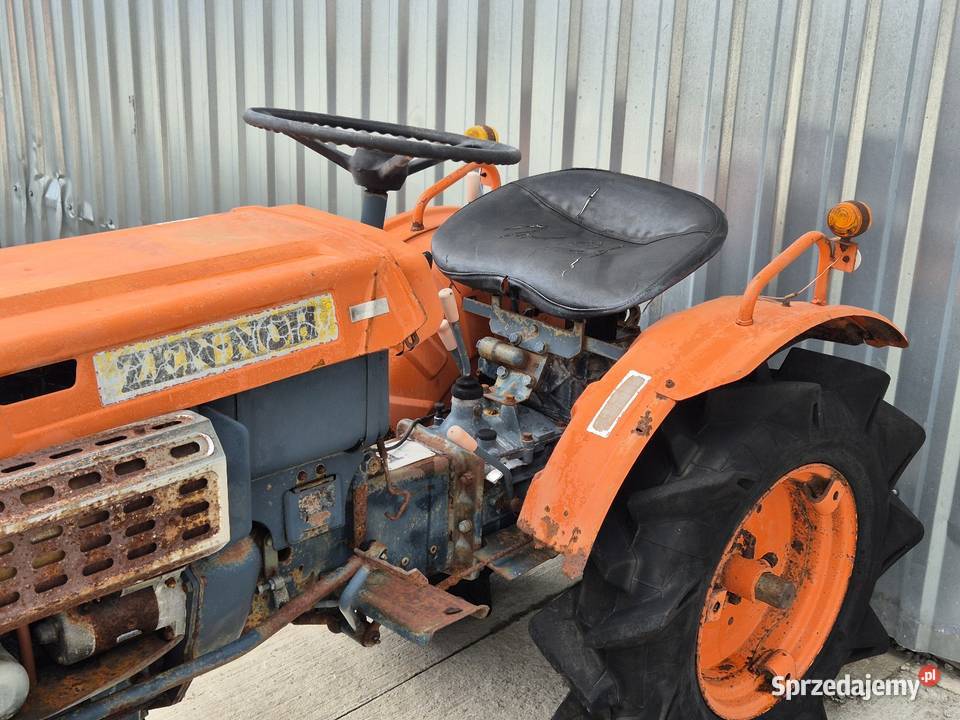 Traktorek traktor KUBOTA B7000D 44 13 Małuszyn