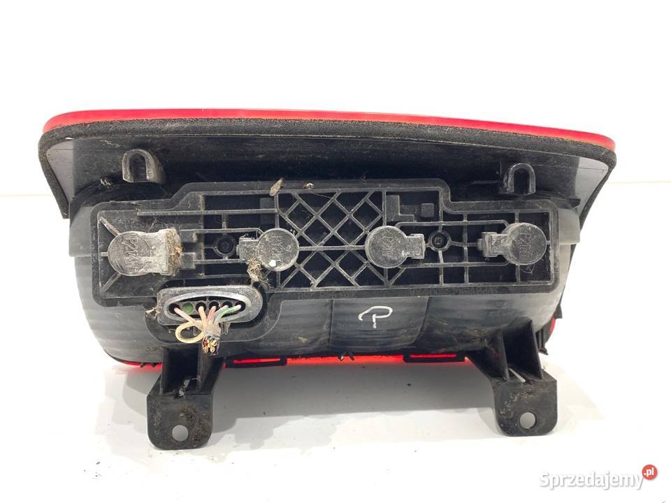 LAMPA PRAWY TYŁ VW CADDY III Minivan 0415 osobowe podkarpackie