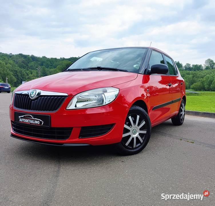 Ładna nie zgnita Skoda Fabia 12 benzyna 2012 203 Domaradz