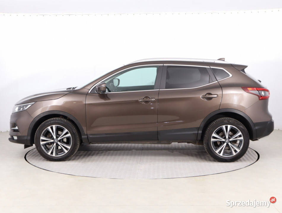 Nissan Qashqai 12 DIGT SUV