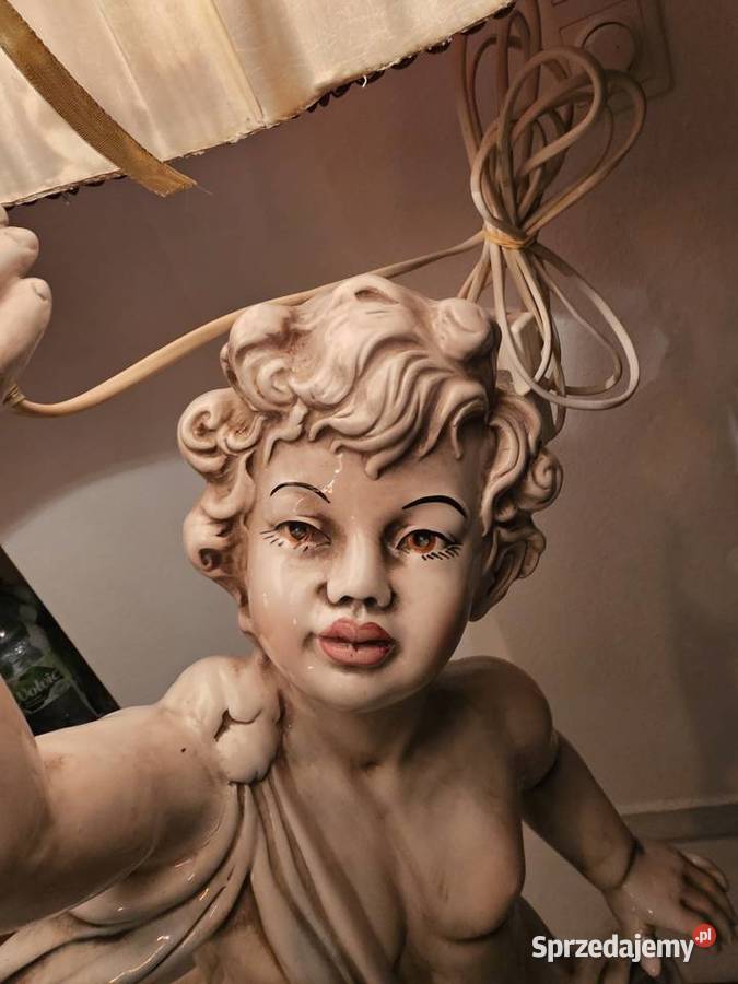 Porcelanowa lampa ozdobna Chobot