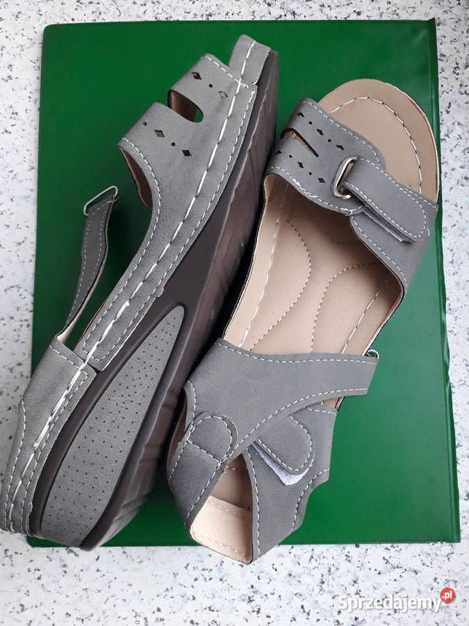 Sandałki damskie