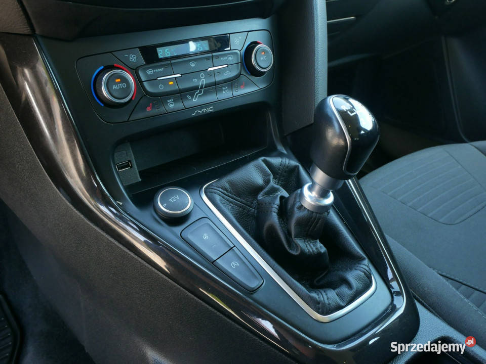Ford Focus 10 EBst 125 Kombi Pak zima Nowy Focus śląskie Goczałkowice-Zdrój
